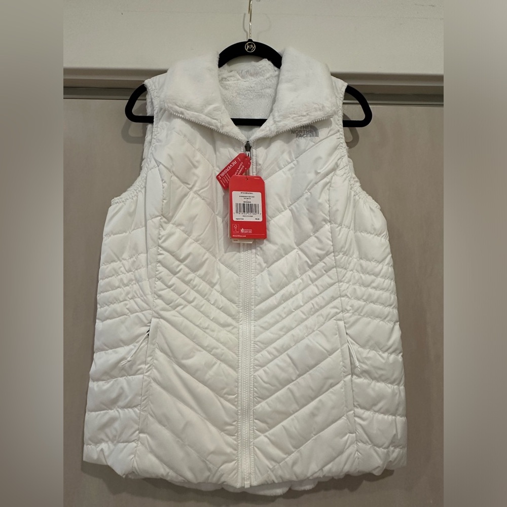 The North Face Reversible Quilt / Faux Fur Vest BNWT